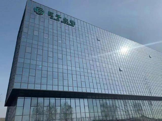 台湾古筝乐团福建高速“圈粉” 古筝新绎“科目三”点燃现场